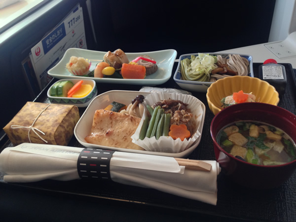 JAL026便 JL26 香港発 東京 羽田 機内食 画像